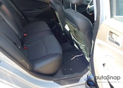 2013 Hyundai Sonata Se z USA, uszkodzony, nr VIN 5NPEC4AC7DH715167